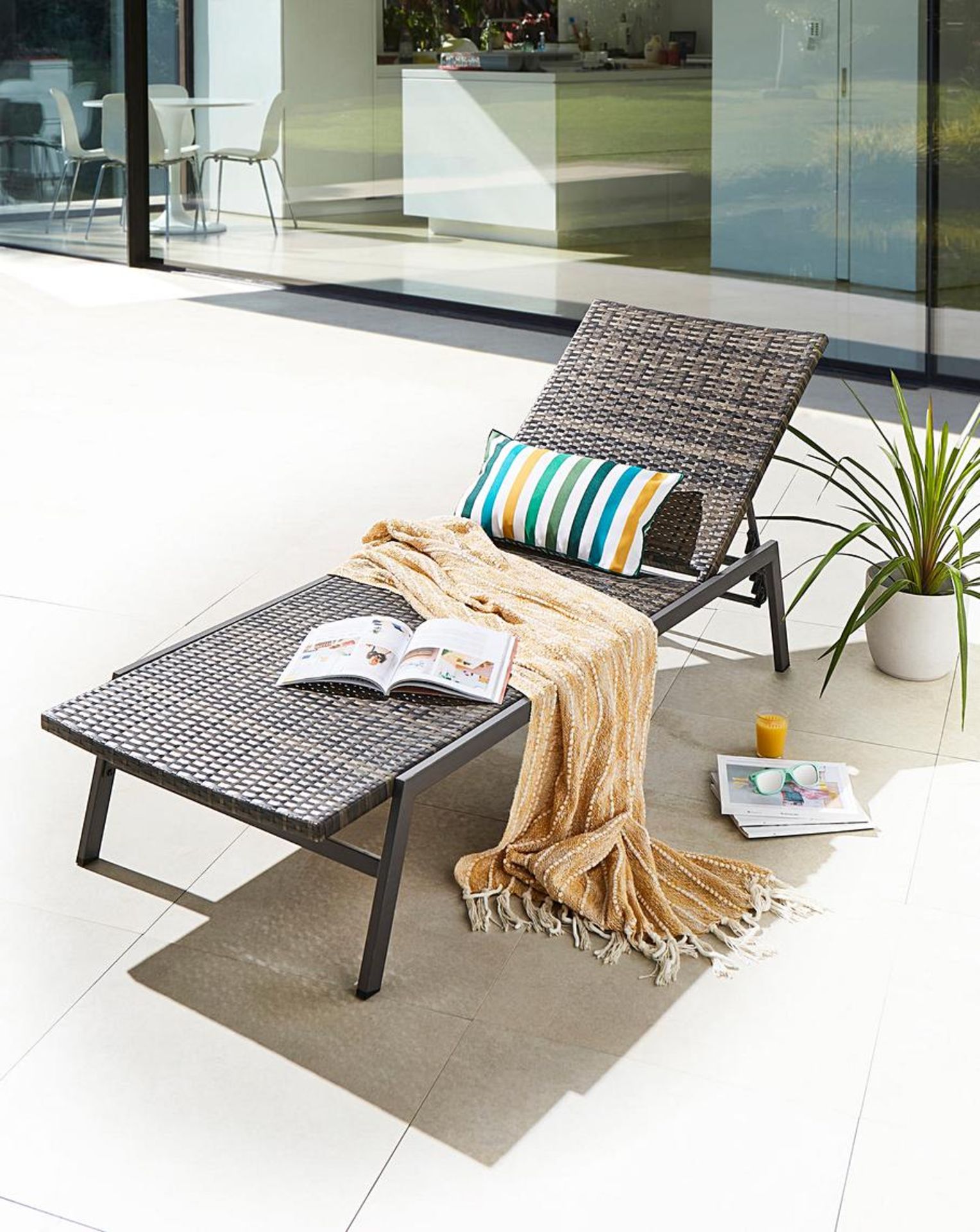 Cadiz Lounger. - SR5. RRP £249.00. The Cadiz lounger is a practical choice. Durable and weather
