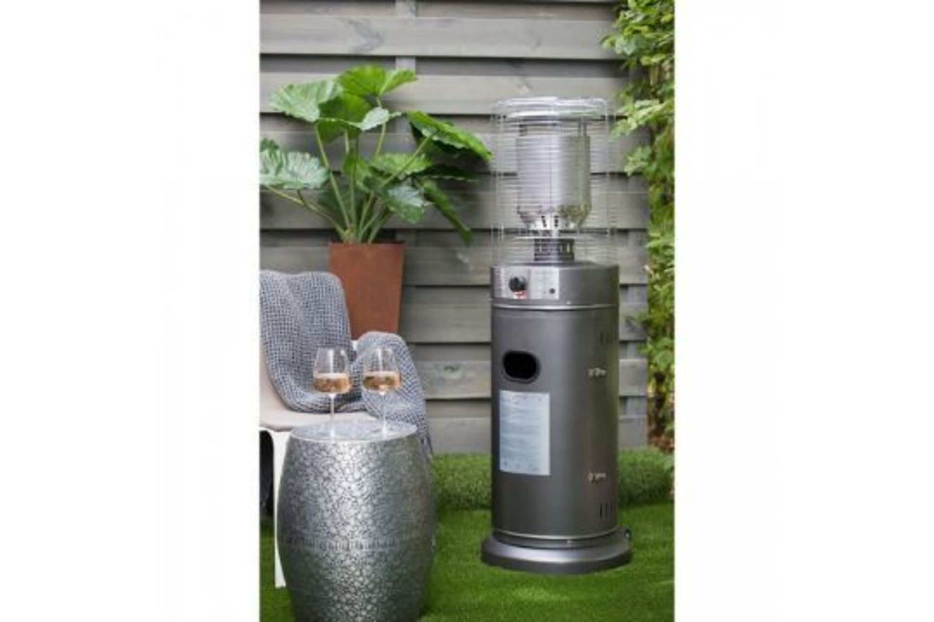 Trade Lot 4 x Brand new Sunred LH15G Propus Lounge Heater – Grey RRP £619 Low height unit (135cm