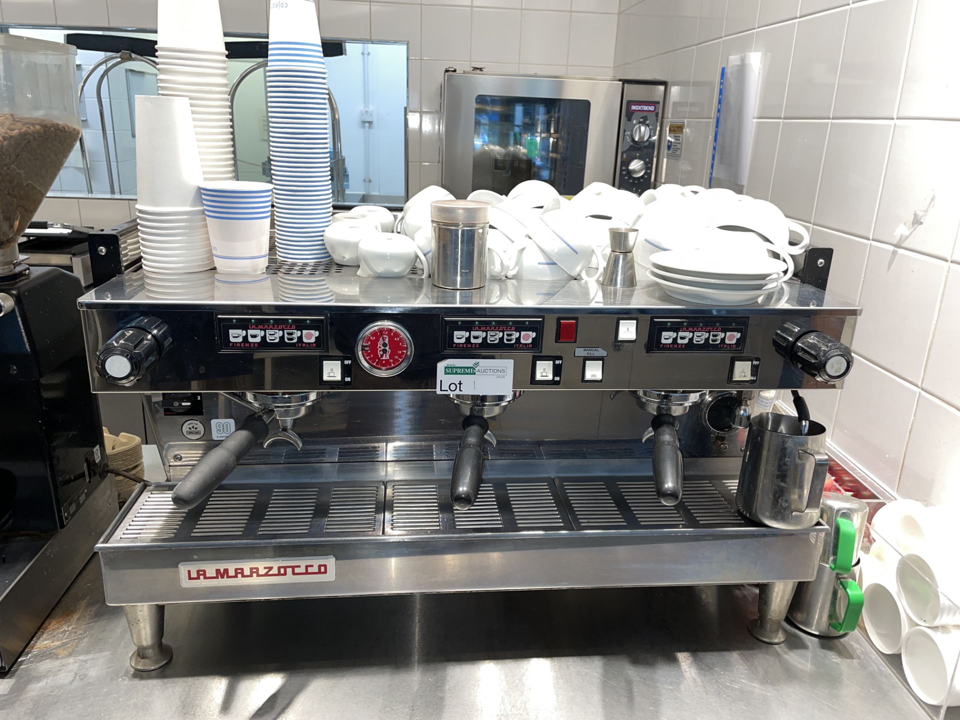 LA MARZOCCO LINEA 3AV COMMERCIAL COFFEE MACHINE