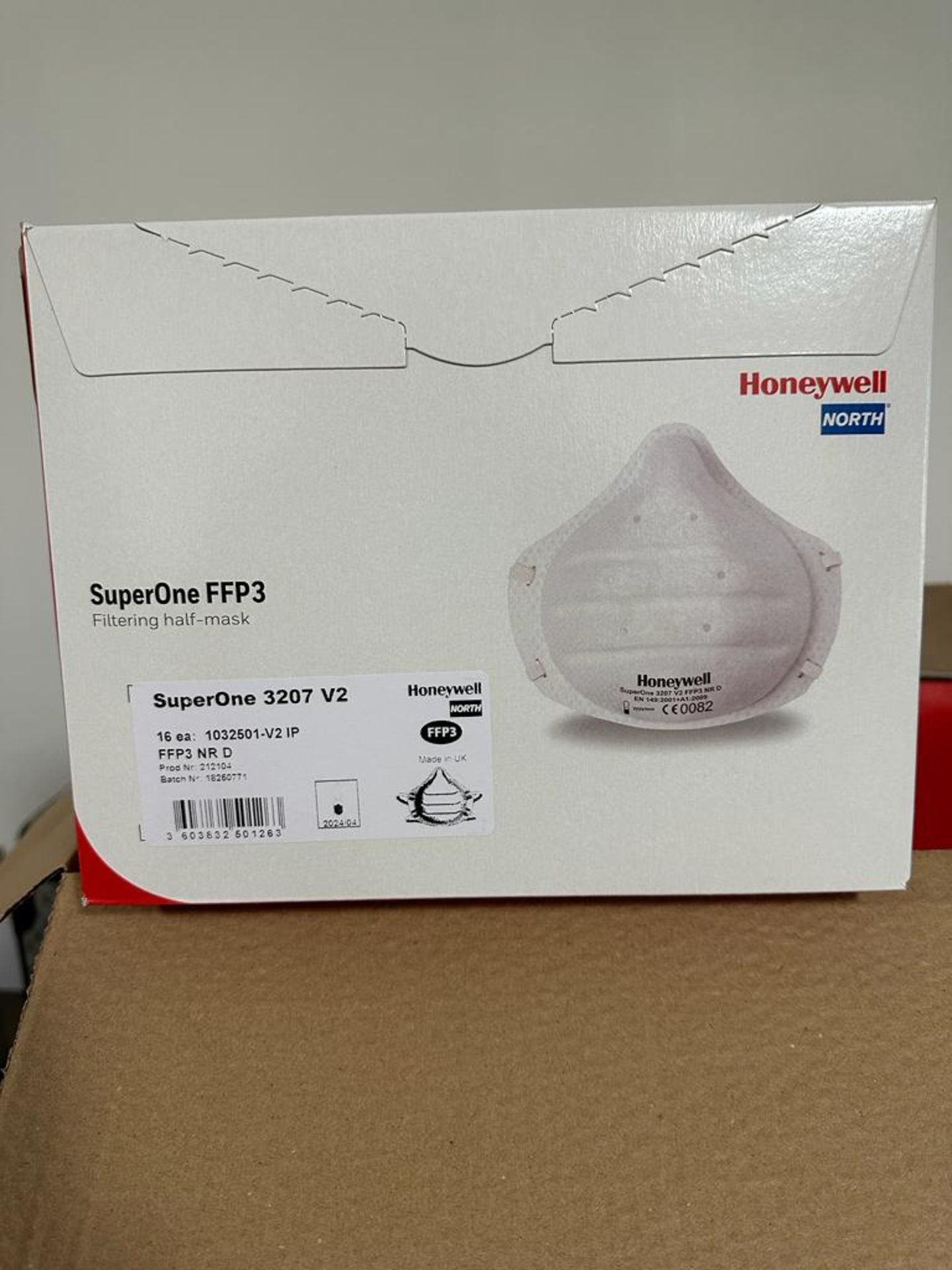 PALLET TO CONTAIN 4,608 X Honeywell SuperOne 3207 Filtering Half Mask FFP3 NR D. Boxed in boxes of - Image 7 of 12