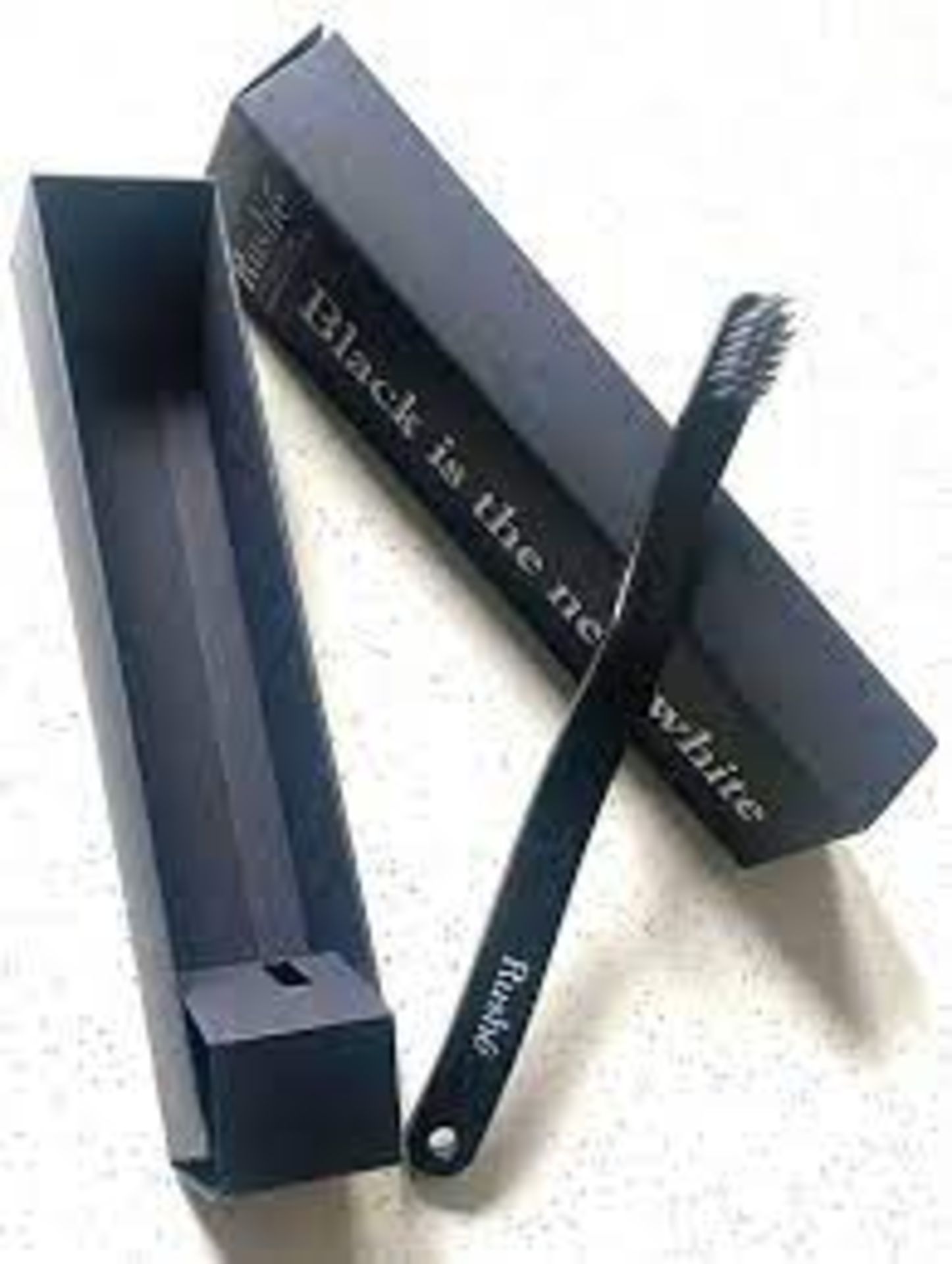 1000 X BRAND NEW RUSHE LONDON BLACK IS THE NEW WHITE TOOTHBRUSHES RRP £7 EACH S1