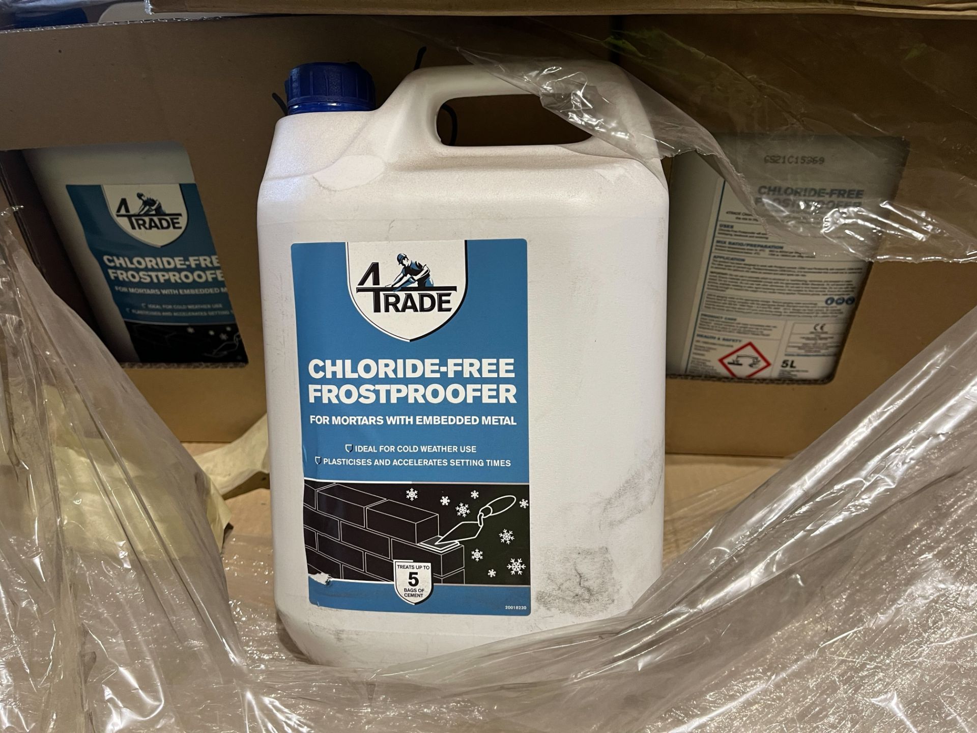 54 X NEW SEALED 1L TUBS OF 4TRADE CHLORIDE FREE FROSTPROOFER.RRP £15 PER TUB (ROW1.7)