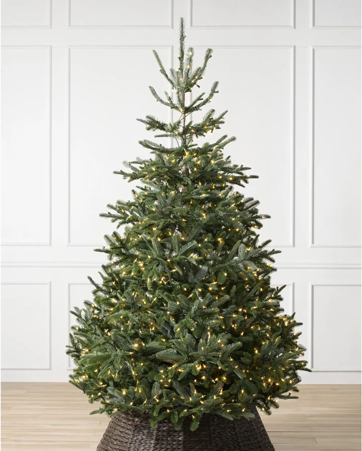 Balsam Hill (The worlds leading Christmas Trees) BH Nordmann Fir® 7ft Unlit Tree. RRP £819.00. - BI.