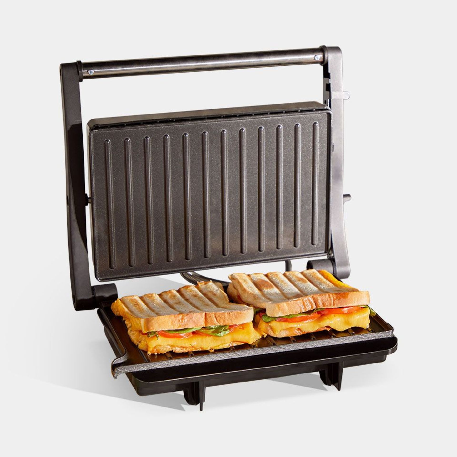 2 Slice Grill. - BI. Featuring power & ready light indicators and a cool-touch safe handle, this