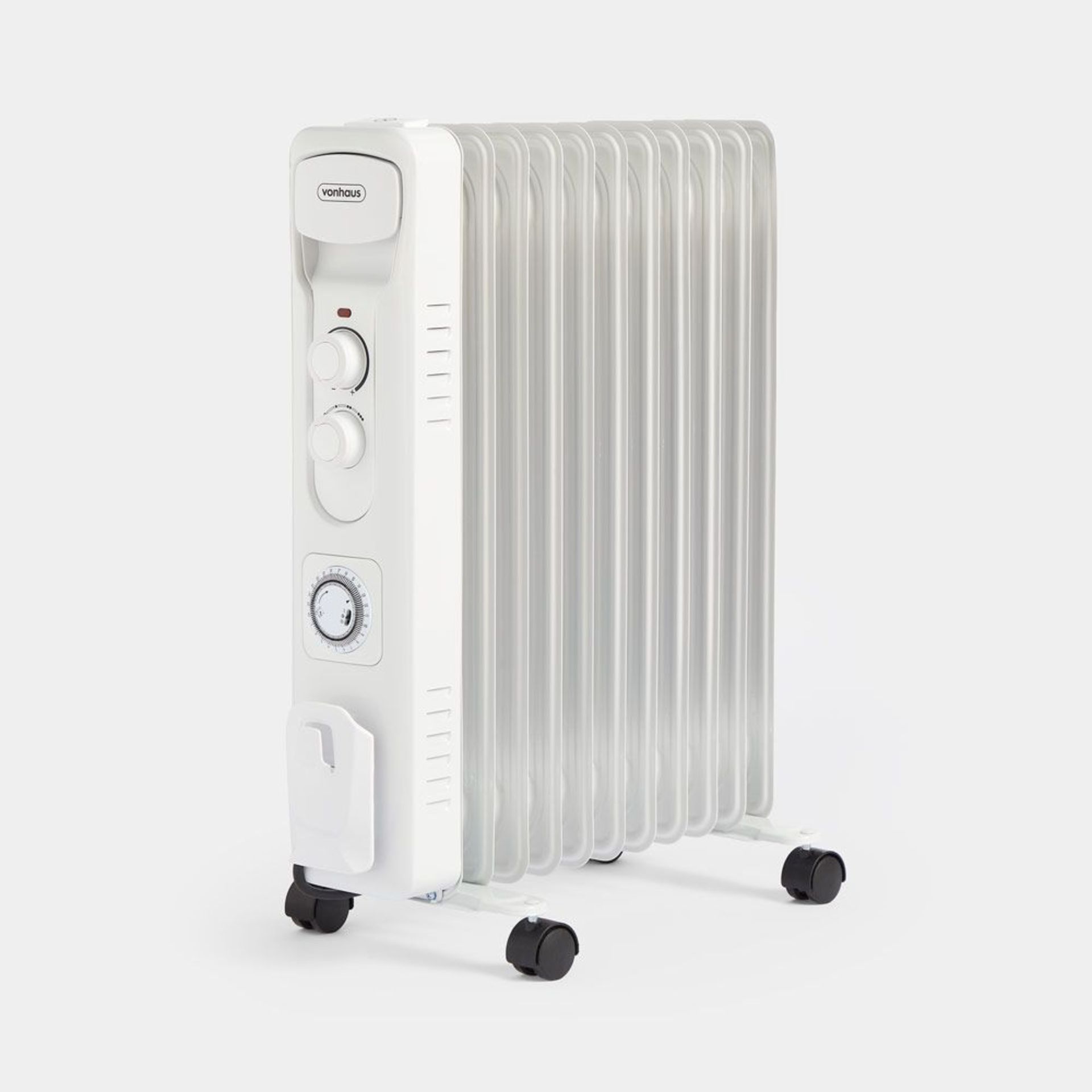 11 Fin 2500W Oil Filled Radiator - White. - BI. Featuring 11 oil-filled fins, the radiator is