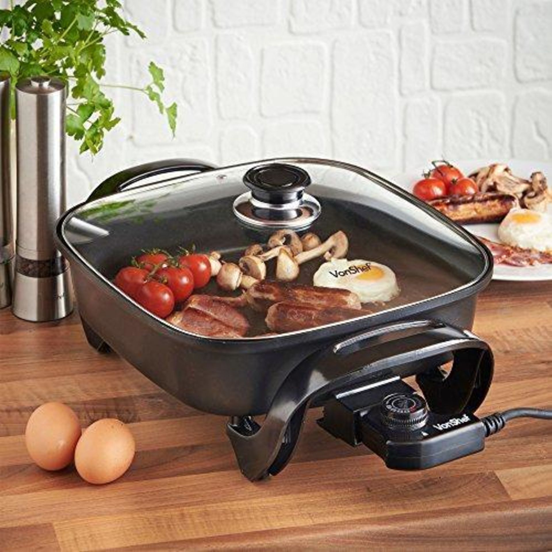 30cm Square Multi Cooker 30cm Square Multi CookerA superbly versatile performer, this