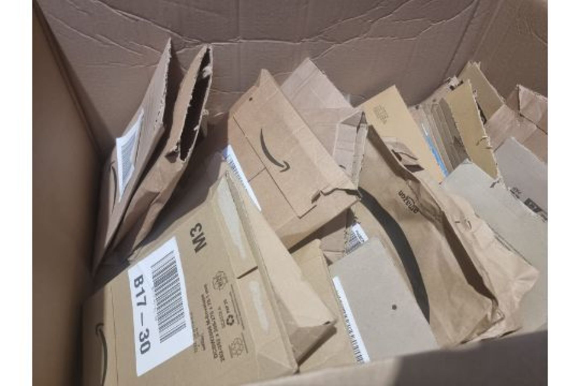 TRADE LOT TO CONTAIN 100 x MIXED BRAND NEW AMAZON OVERSTOCK ITEMS. ITEMS ARE PICKED RANDOMLY FROM - Image 5 of 29