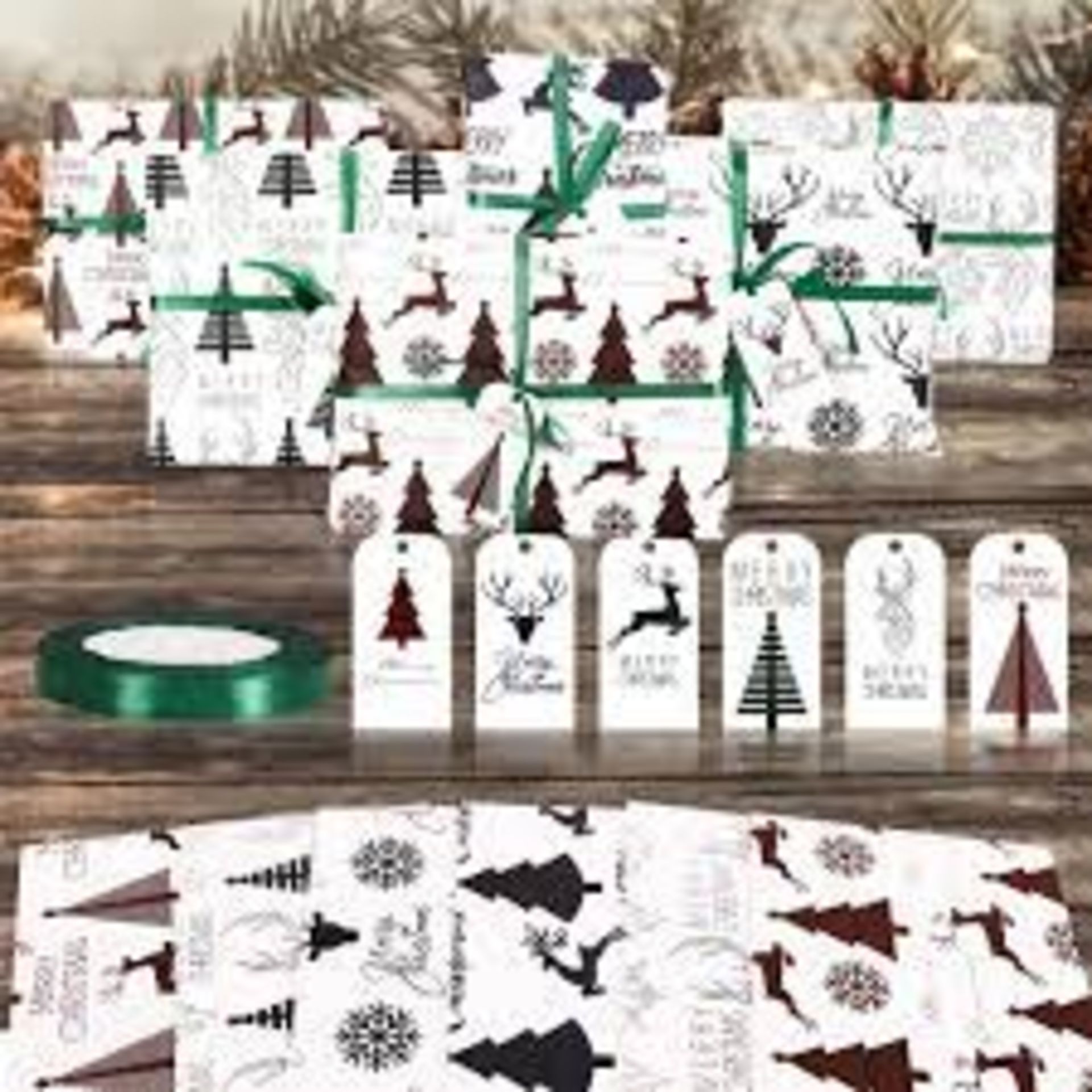 TRADE LOT 600 X BRAND NEW ASSORTED SETS OF 6 FOLDED SHEETS CHRISTMAS WRAPPING PAPER SET IN VARIOUS - Image 2 of 4