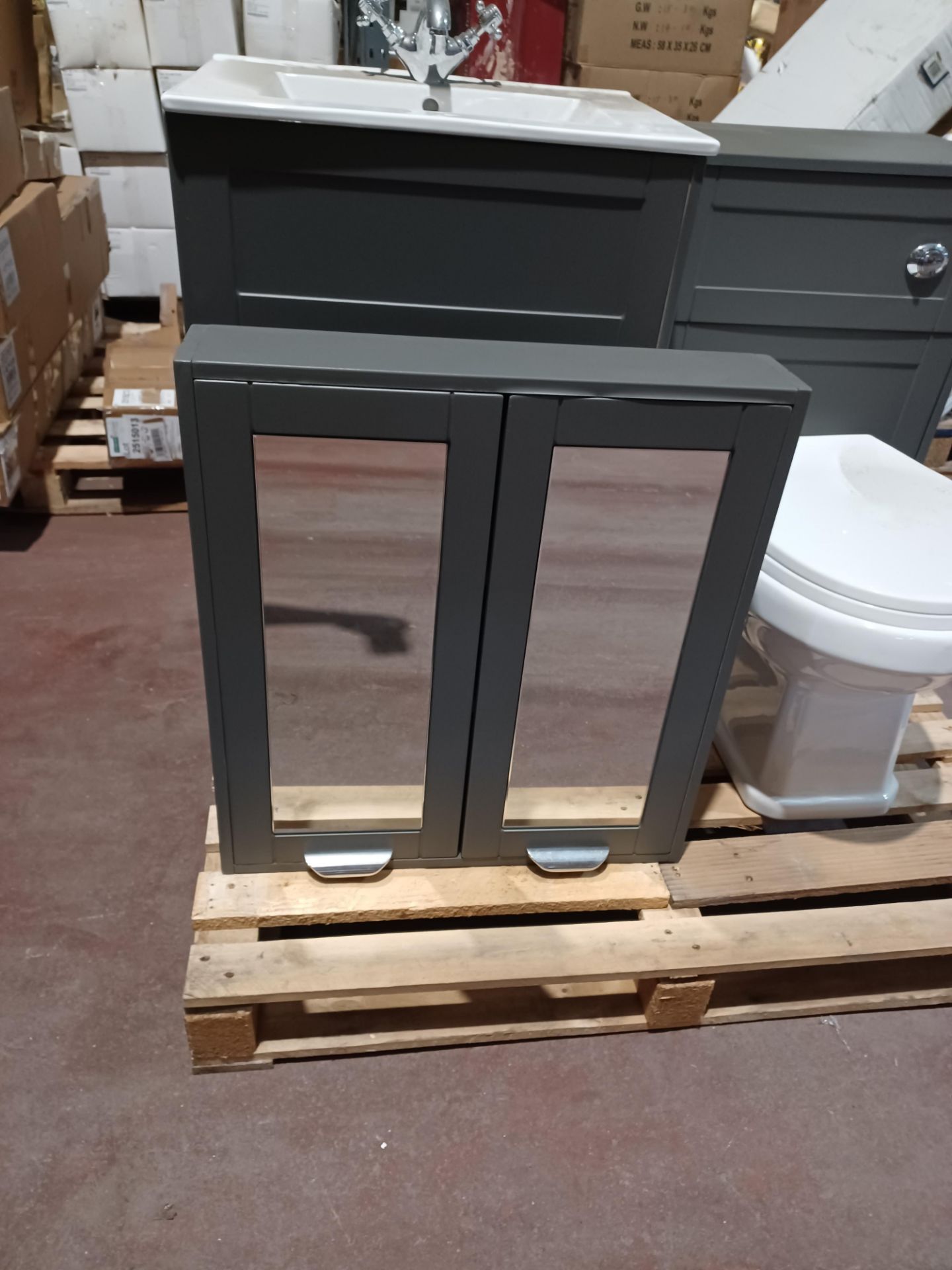 Complete Bathroom Combination Suite Dark Grey Oak. - BI. RRP £599.99. - Image 2 of 4
