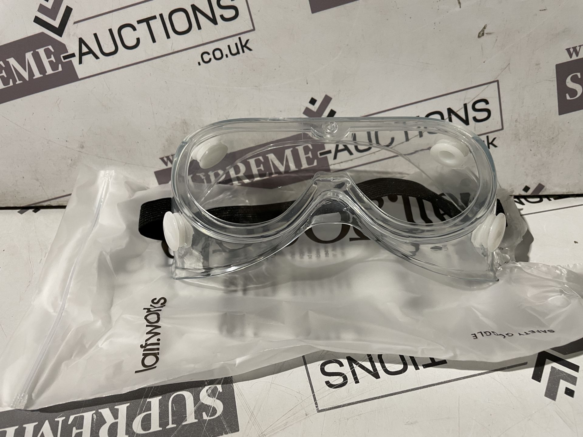 150 X BRAND NEW PROFESSIONAL SAFETY GOGGLES R4-7
