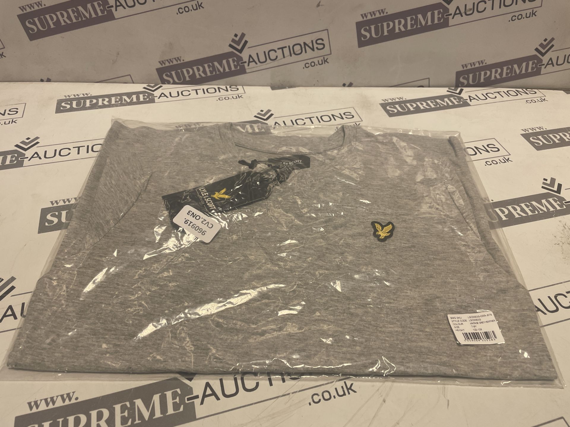 (NO VAT) 9 X BRAND NEW LYLE AND SCOTT GREY HEATHER T SHIRTS AGE 7-8 EBR