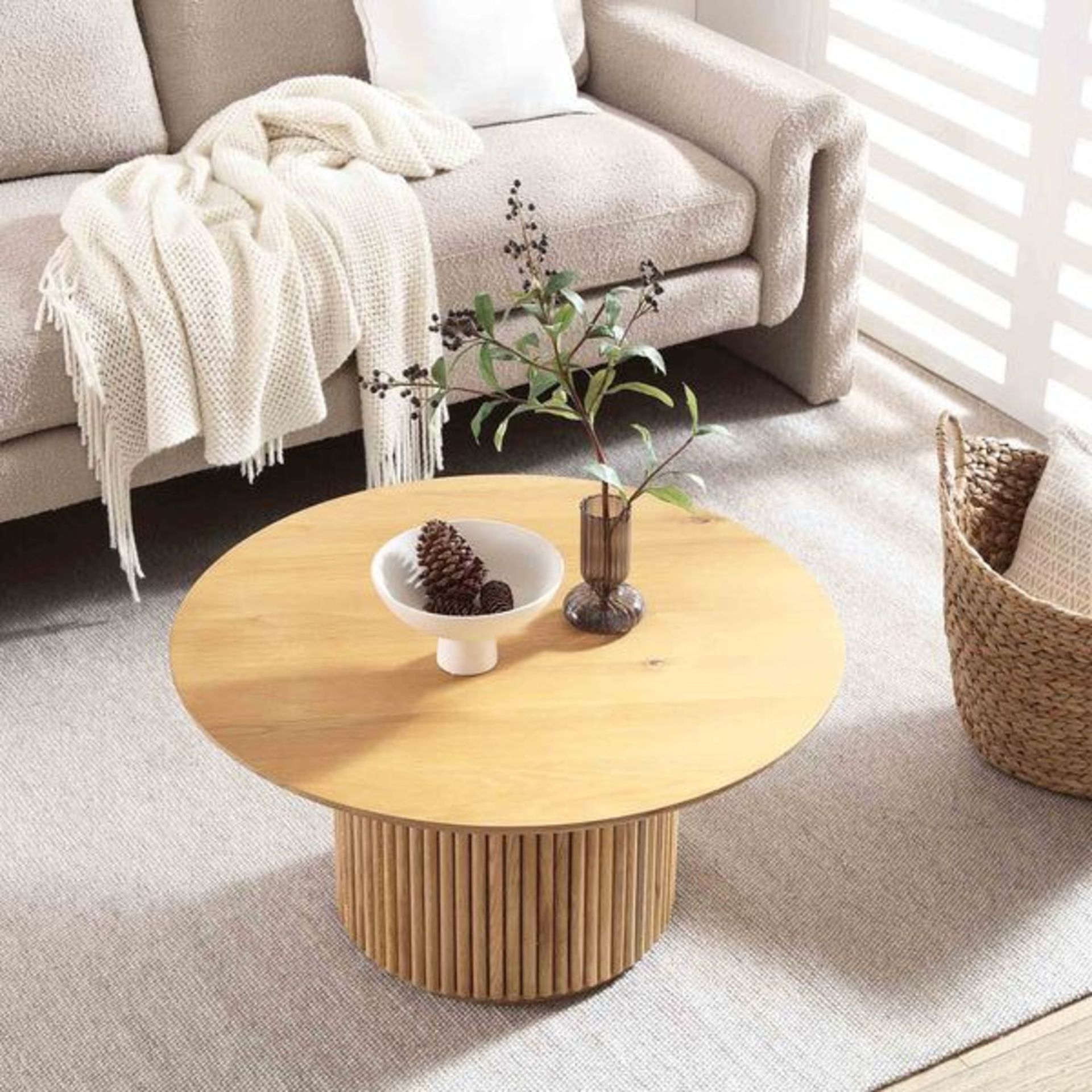 Maru Round Oak Pedestal Coffee Table, Oak. - SR3. RRP £259.99. Meet the new addition to our Maru