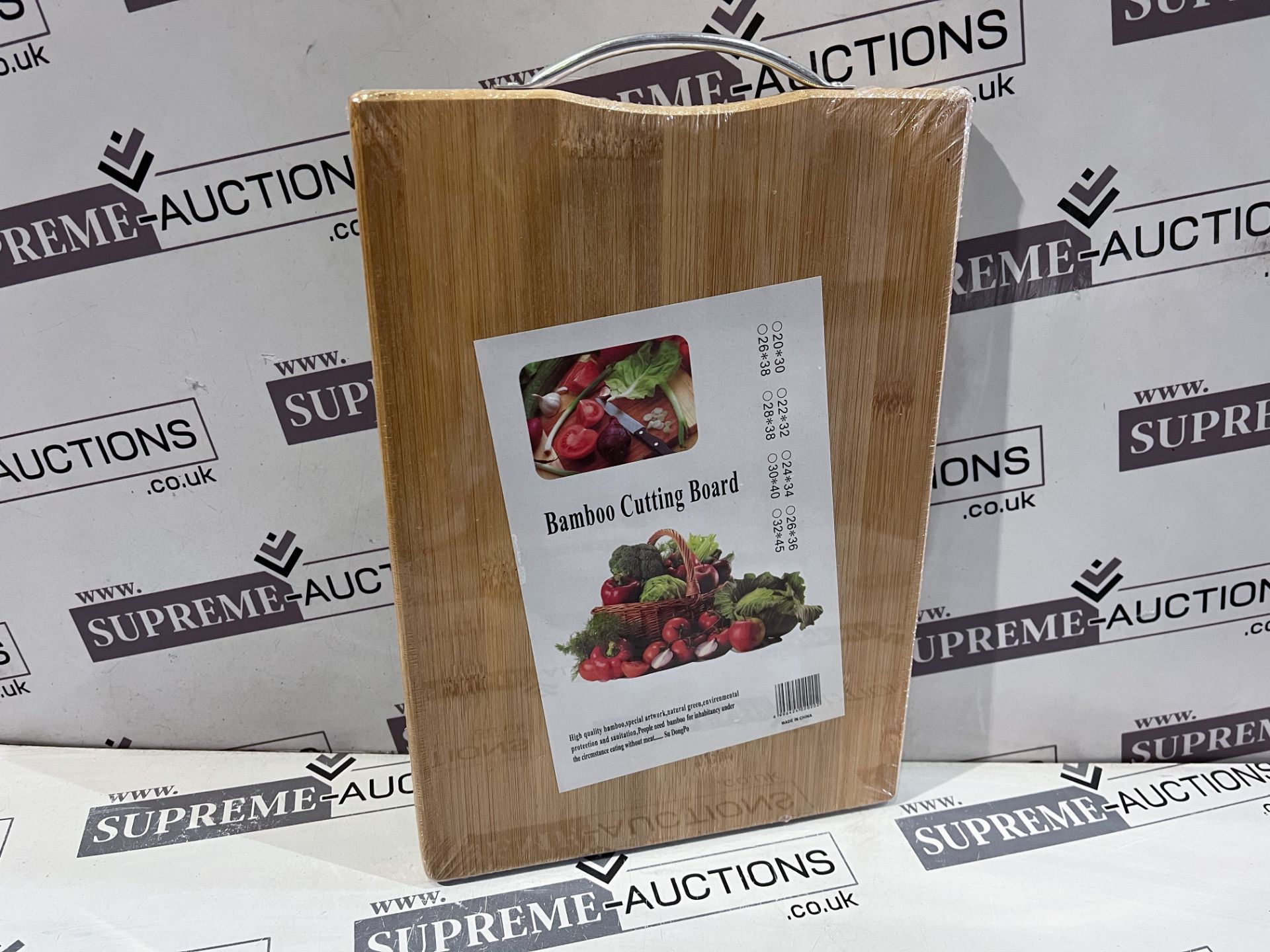 20 X BRAND NEW BAMBOO CHOPPING BOARDS R2-4
