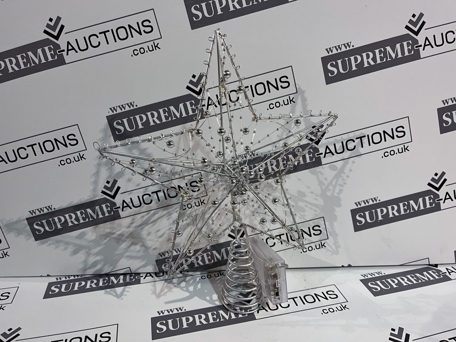 25 X BRAND NEW BATTERY POWERED STAR TREE TOPPERS R16-8