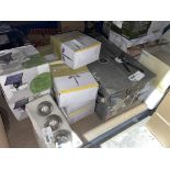 HIGH VALUE 15 PIECE MIXED LIGHTING LOT TO CONTAIN FAN LIGHT SPOTLIGHTS DOWNLIGHTS ETC. (S1-25)