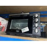 3 PIECE MIXED LOT INCLUDING 2 X QUEST STEAMERS AND QUEST OVEN S1-26