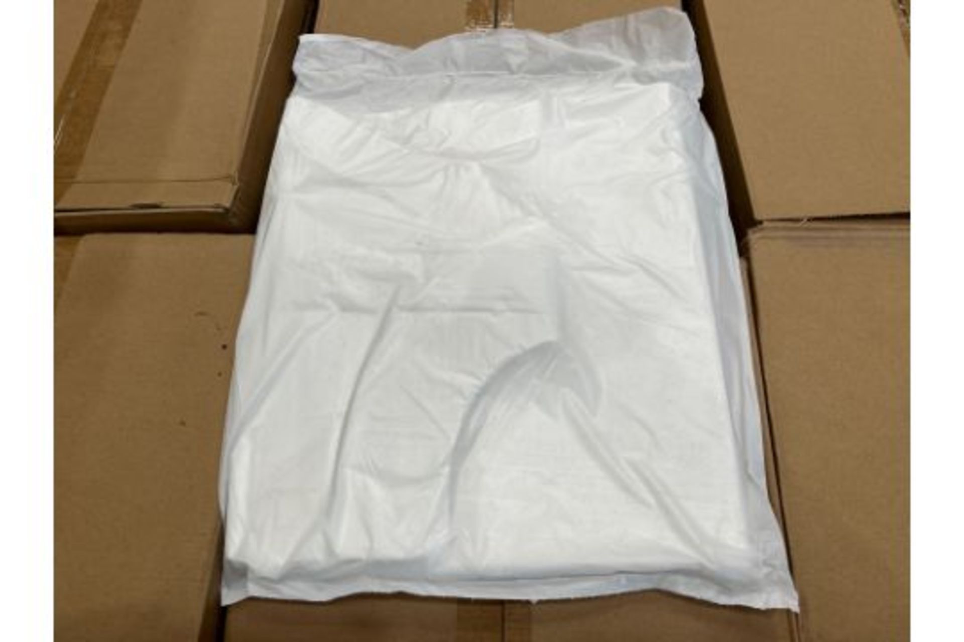 TRADE PALLET TO CONTAIN 450x BRAND NEW Packs Of 100 Disposable PE Aprons 686 x 1170mm