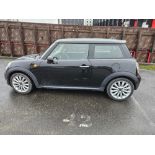 CE12 WYD MINI COOPER 1.6 Hatchback