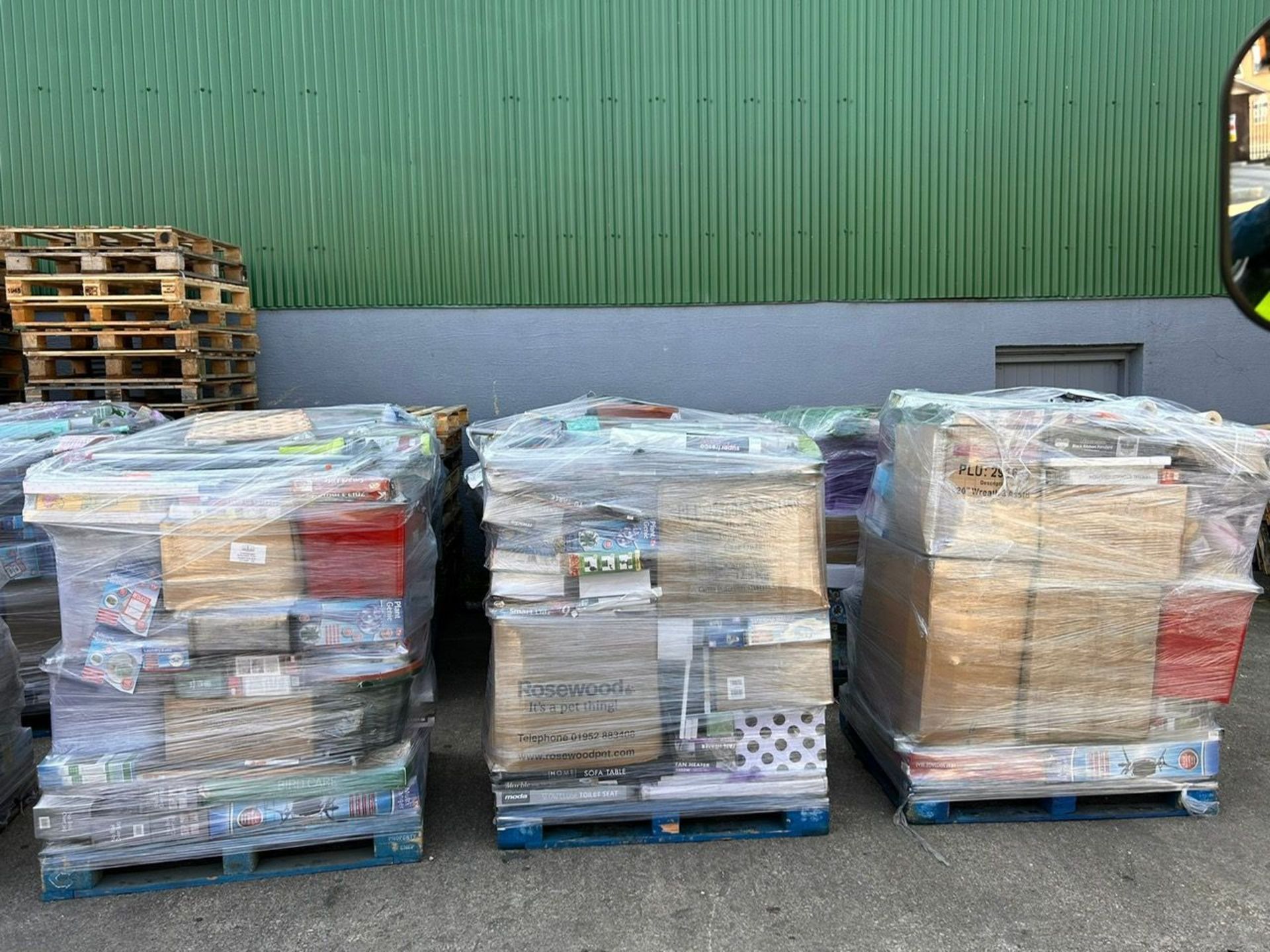 Large Pallet of Unchecked End of Line/Damaged Packaging Supermarket Stock. Huge variety of items - Image 2 of 5