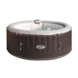 CleverSpa Mia 4 person Hot tub (LOCATION - H/S R 6.3) A great way to get into the spa lifestyle if