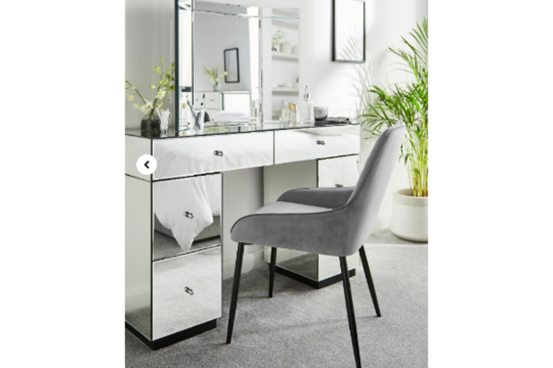New & Boxed Luxury Deco Assembled Mirrored Dressing Table. RRP £599. The Mirage Mirrored Dressing - Image 2 of 4