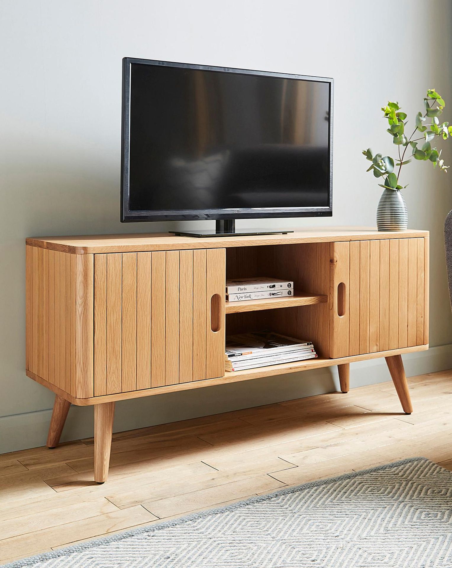 BRAND NEW PEYTON Oak Wide TV Unit. RRP £599 EACH. Part of At Home Luxe, the Peyton Oak Wide TV