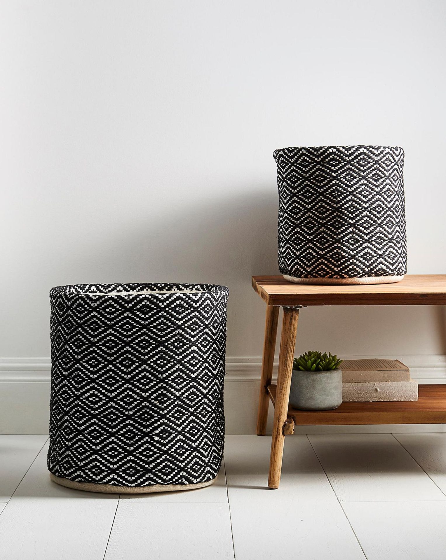 6x BRAND NEW Set of 2 Monochrome Woven Baskets. RRP £40 EACH.These lovely monochrome woven baskets