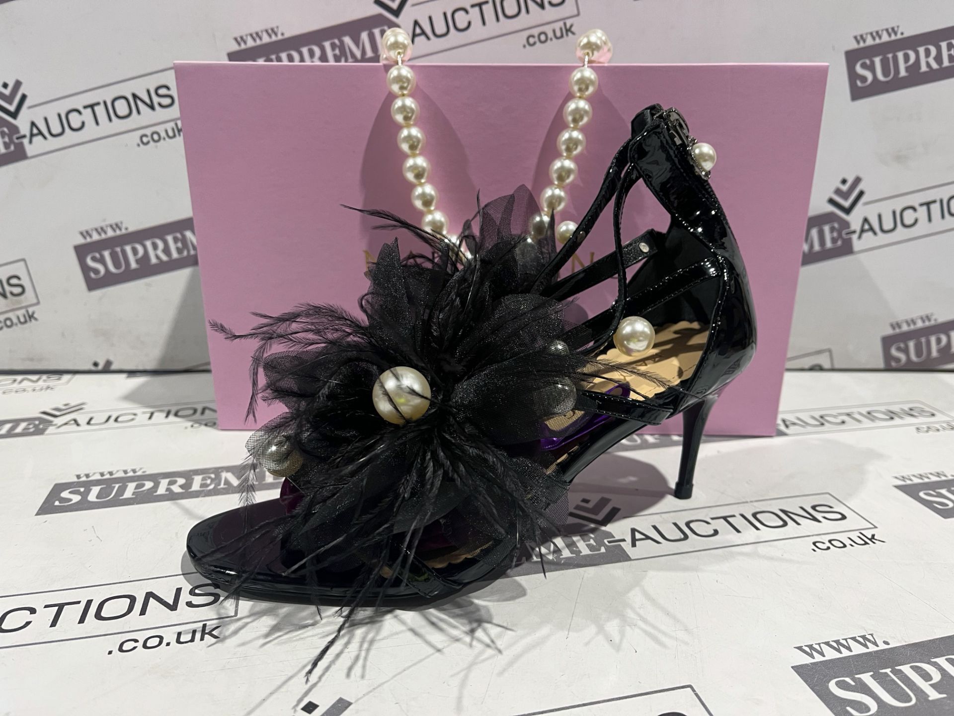 NEW & BOXED MARY CHING Pearl 25 Heel Ladies High End Fashion Shoes. BLACK FEATHER. SIZE 36. RRP £