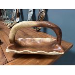 NEW LARGE HEAVY POLISHED SUAR WOOD FRUIT BOWL/BASKET WITH HANDLE (APPROX 45CM LONG X 24CM WIDE X