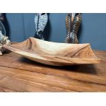 NEW LARGE HEAVY RECTANGULAR POLISHED WOOD FRUIT PLATE/BOWL (APPROX 47CM LONG X 11CM HIGH X 29CM