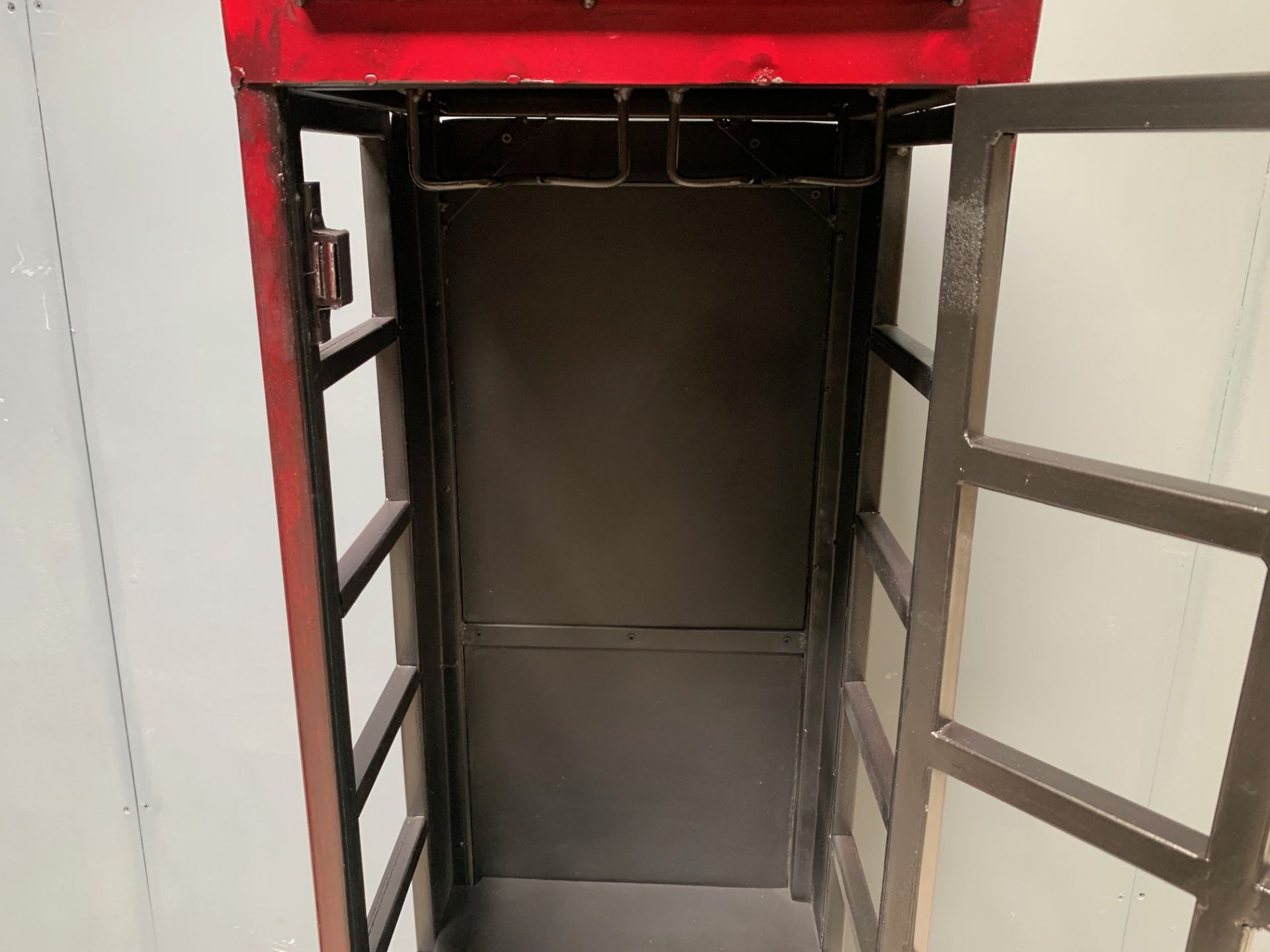 BOXED TALL ICONIC LONDON TELEPHONE BOX, BAR CABINET WITH WINE RACK AND GLASS RACK IN FABRICATED - Image 5 of 5