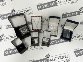 BRAND NEW HIGH VALUE 7 Piece Mixed Jewellry Lot To Contain Rings, Bracelet & Necklace. (ofc)