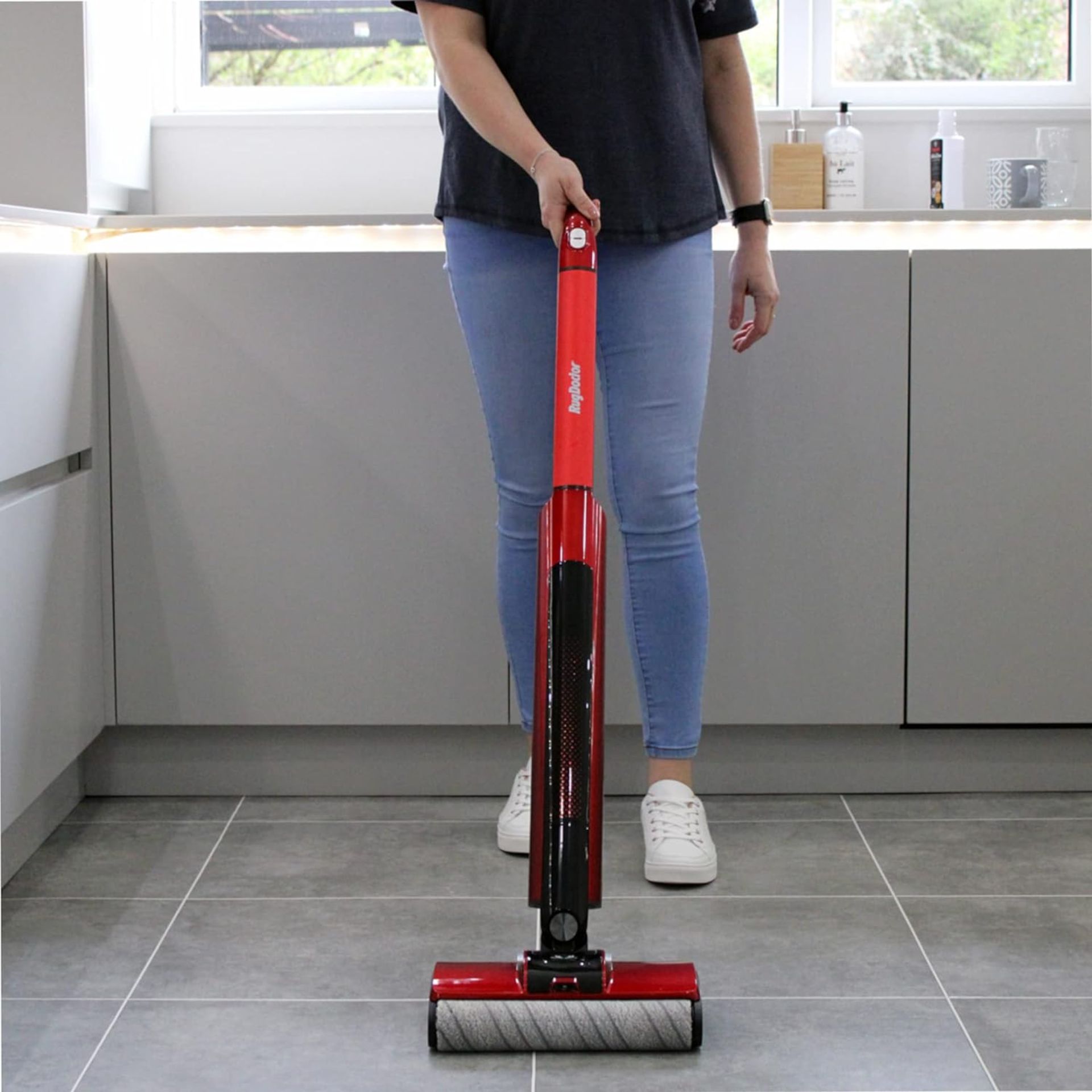 TRADE LOT 5 X BRAND NEW RUG DOCTOR CORDLESS HARD FLOOR CLEANER WITH 6L OF CLEANING SOLUTION (