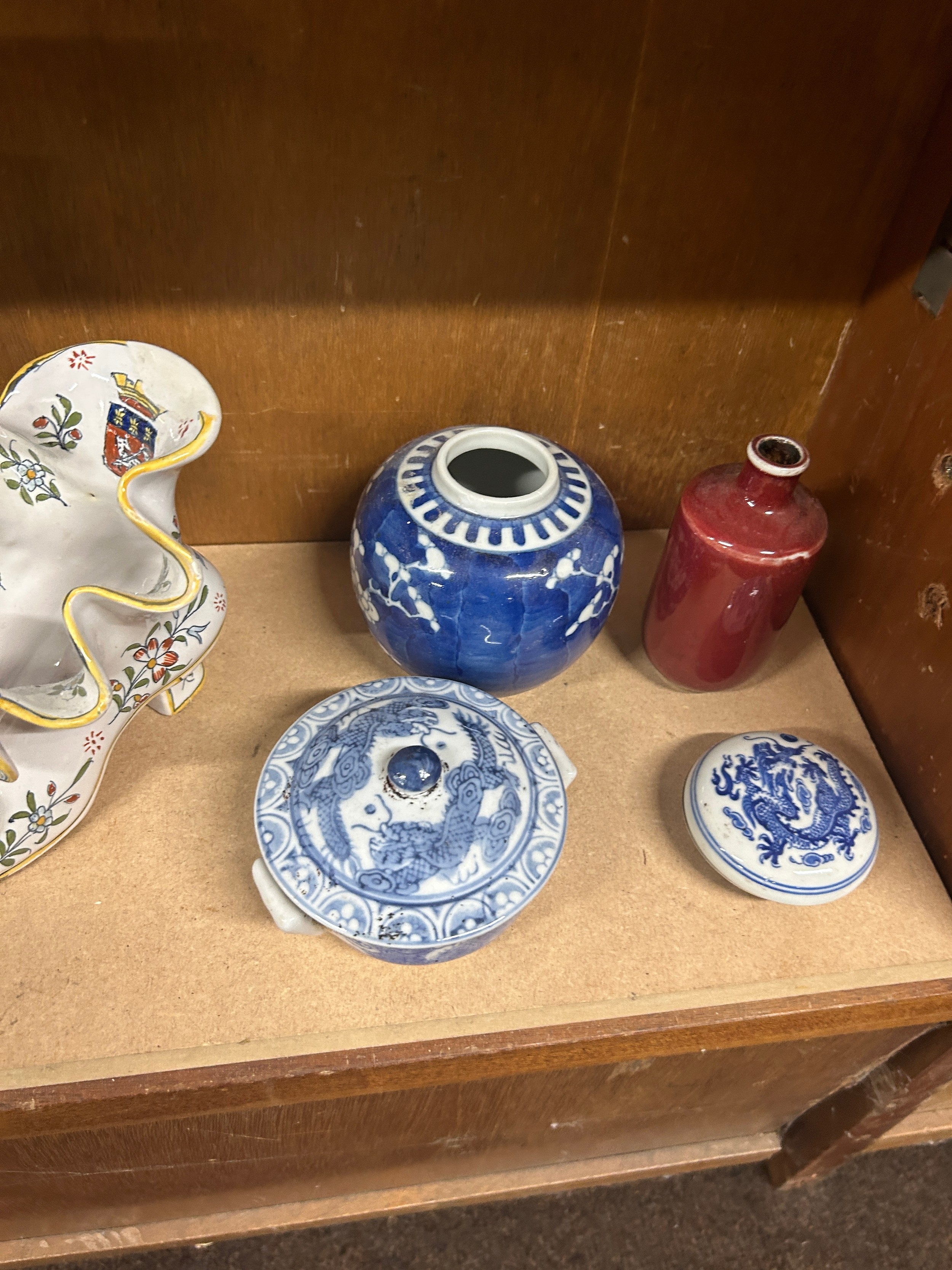 Selection oriental pottery to include ginger jar, vases etc - Image 4 of 6