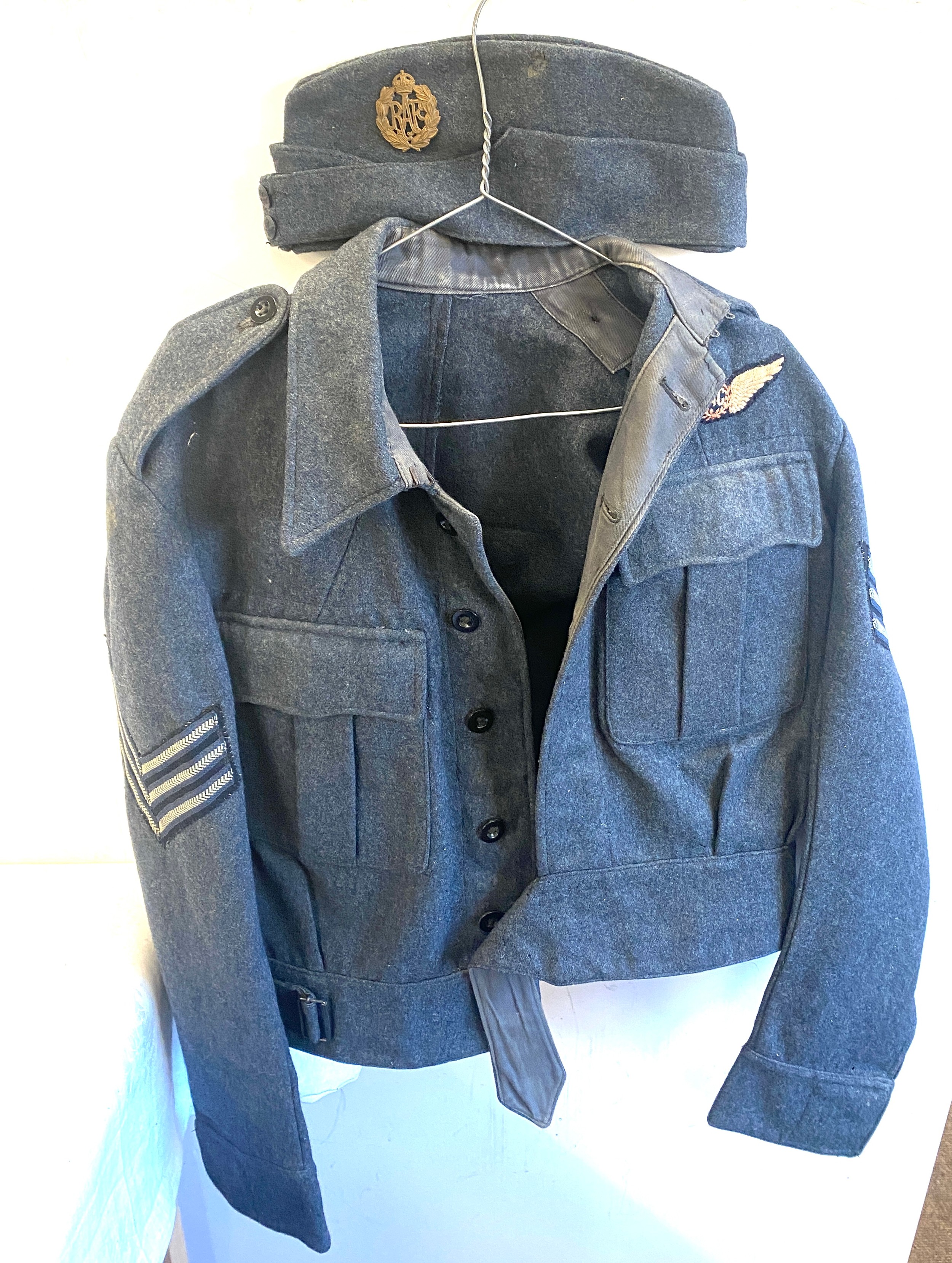 RAF WW2 1943 Suits Aircrew Battledress Blouse Tunic, war example tailored with Flight Sergeant