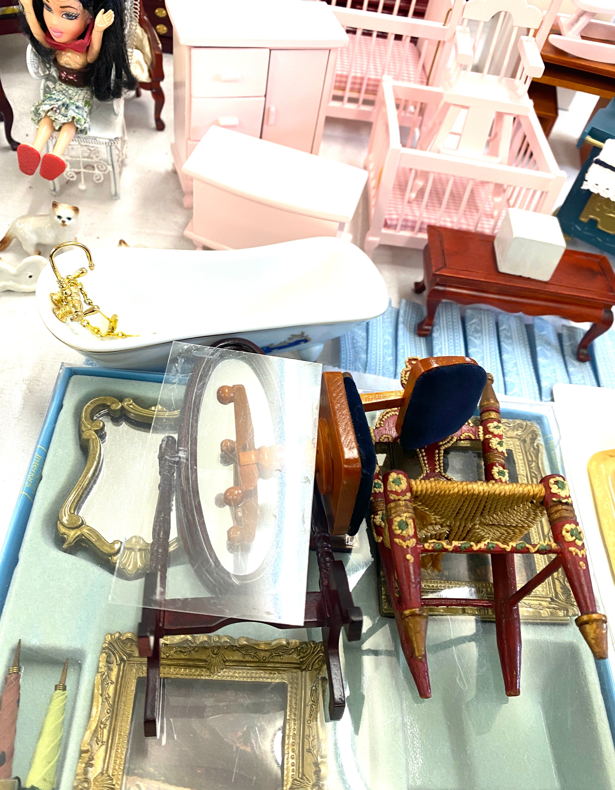 Large selection of vintage and later dolls house furniture includes Bed, Toilet etc - Image 8 of 9