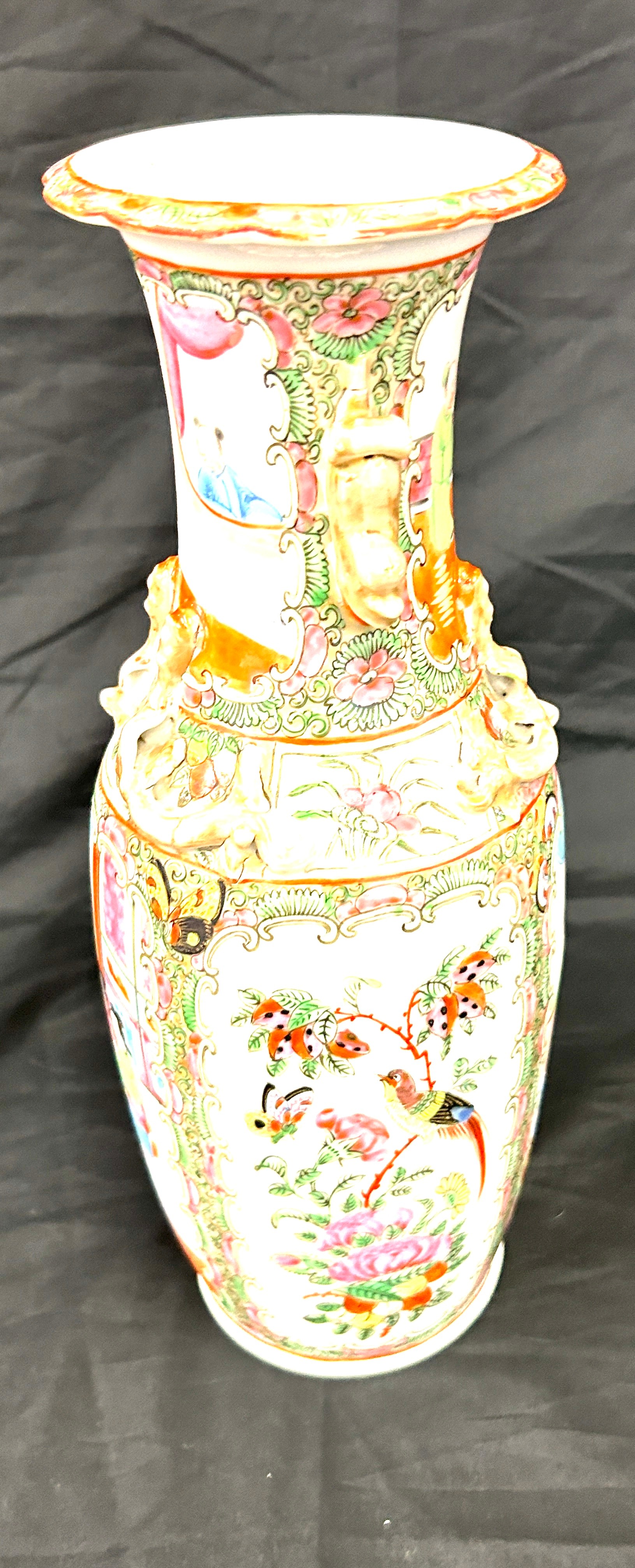 Antique Chinese Canton famille rose vase, approximate height 30cm - Image 3 of 5