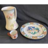 Selection of pottery to include Crownford ware and some oriental/chinese pieces