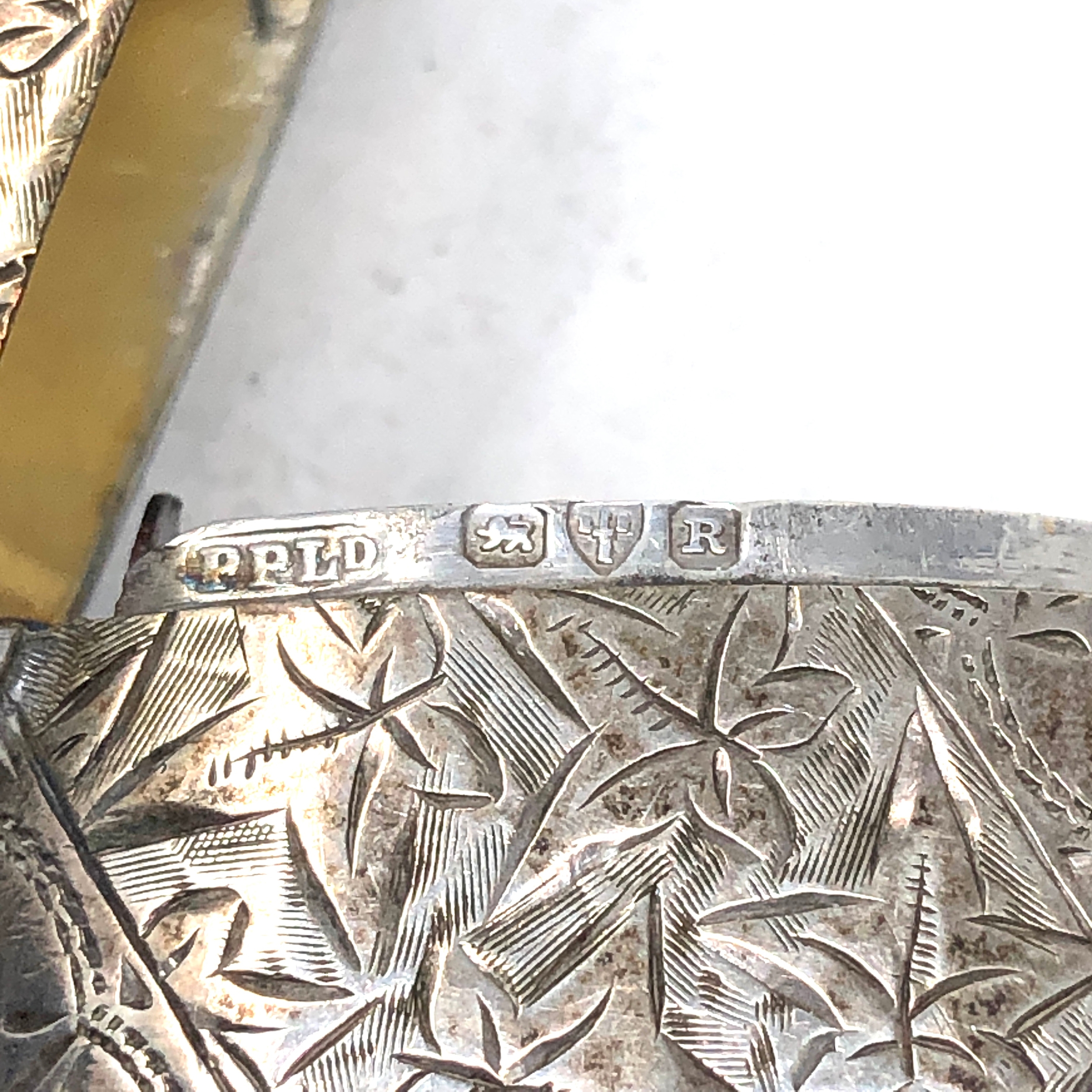 Antique silver vesta case - Image 4 of 4