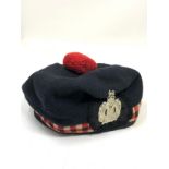 Scottish Military Piper Bonnet Beret military arrow dated 1954 scottish kings borderers own badge