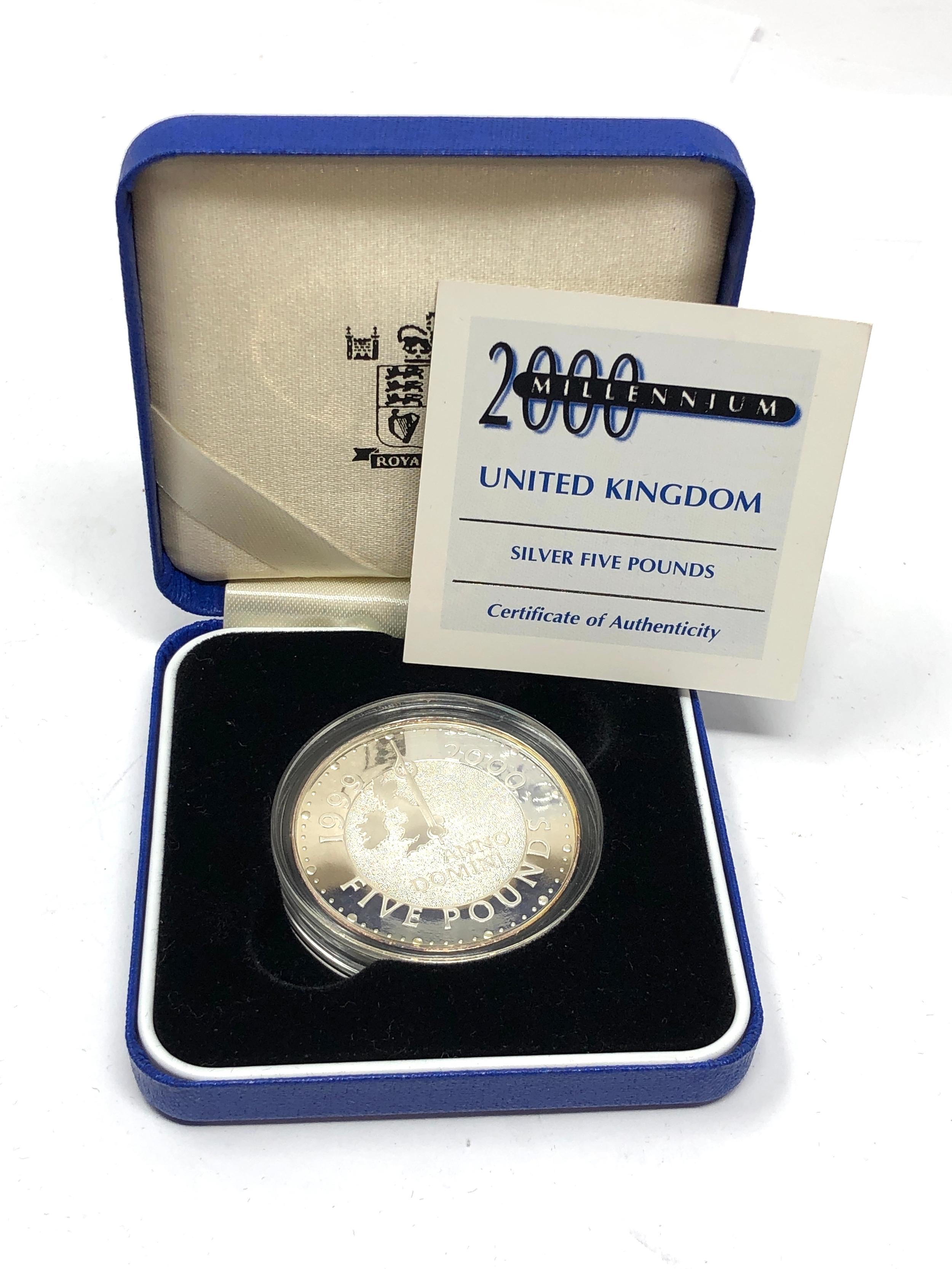 Boxed Royal mint 2000 millennium silver proof five pounds