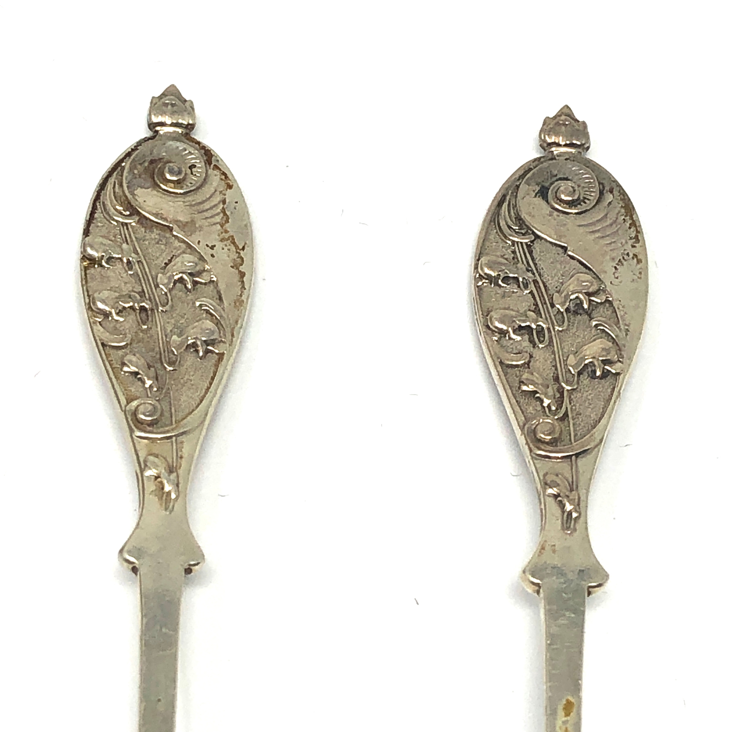6 antique continental silver tea spoons & strainer - Image 3 of 4
