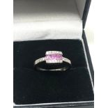 Vintage 18ct gold amethyst & diamond ring weight 3g