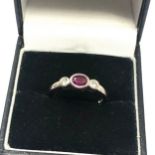 Fine vintage 18ct white gold diamond & ruby ring weight 3.5g