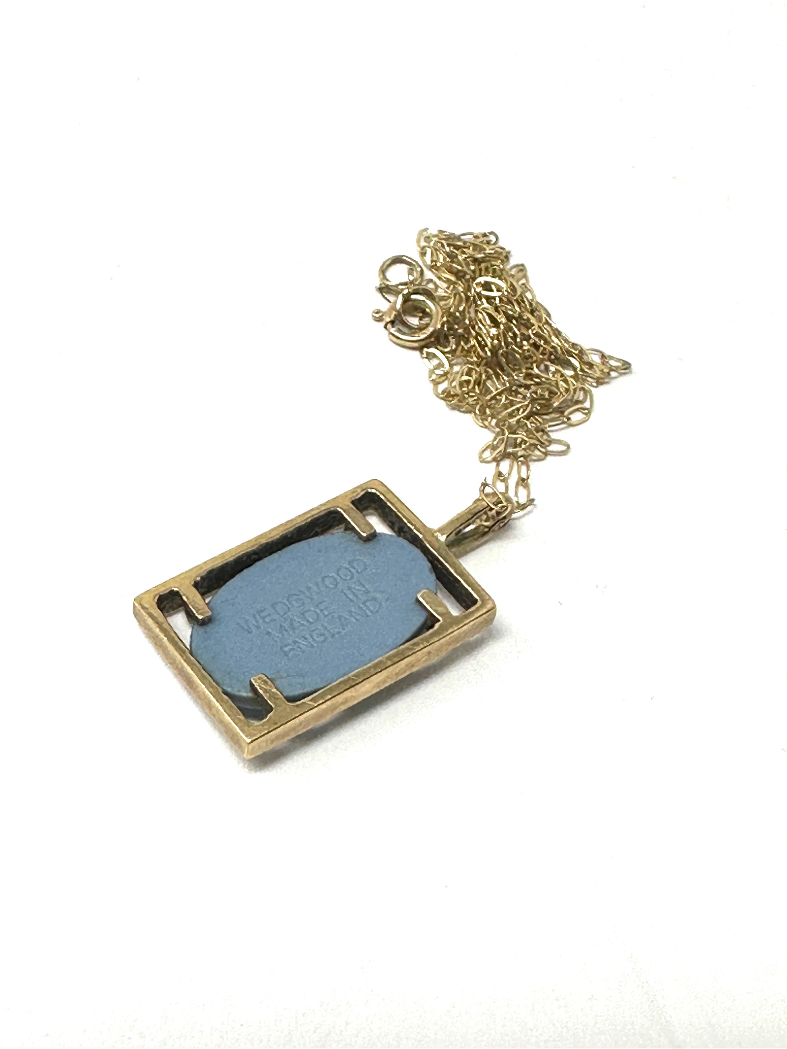 9ct Gold Jasperware Pendant Necklace By Wedgwood (2.1g) - Image 3 of 3