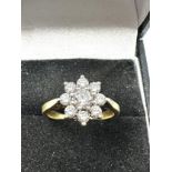 Fine 18ct gold diamond ring set with approx est 1ct diamonds