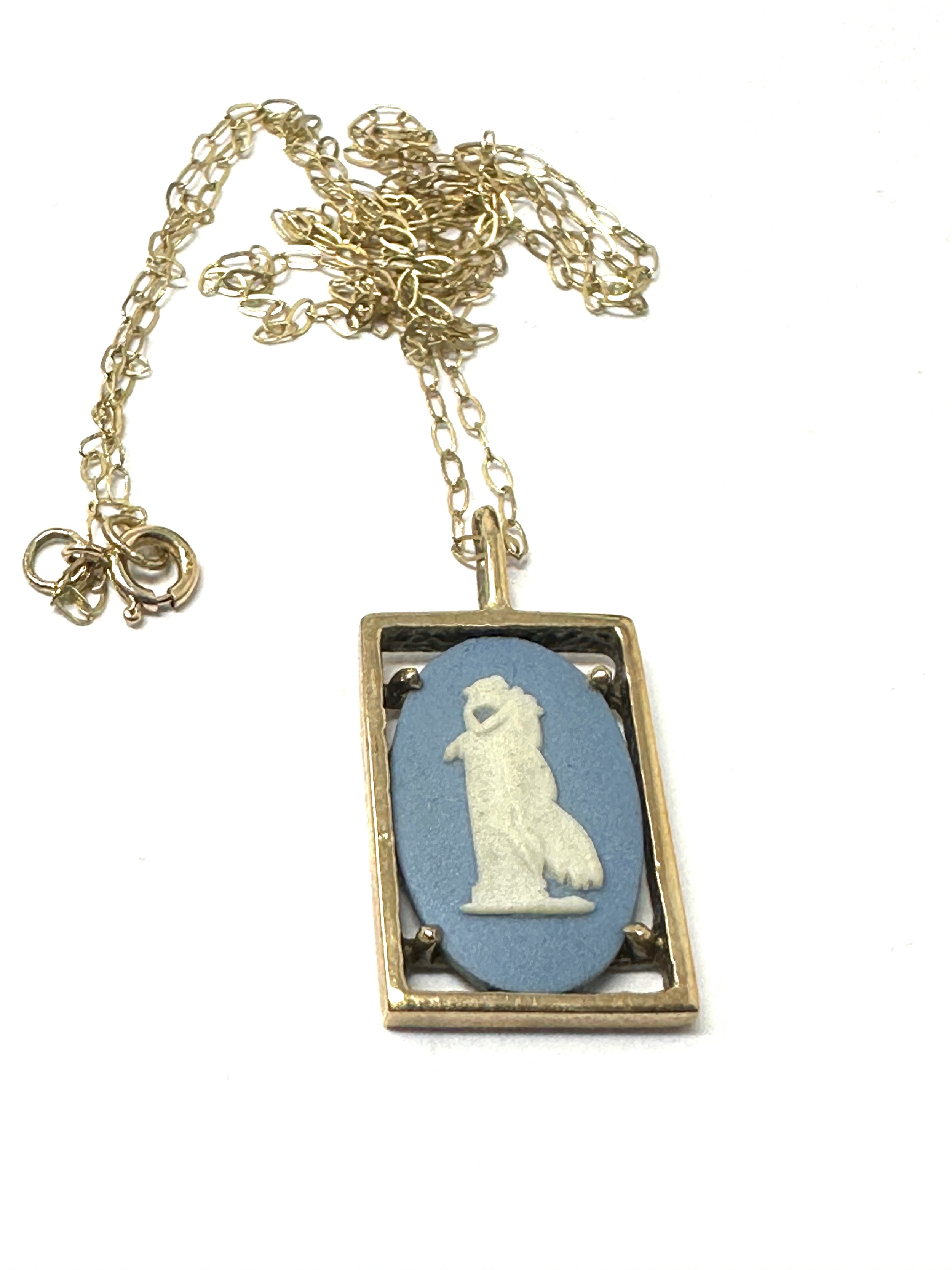 9ct Gold Jasperware Pendant Necklace By Wedgwood (2.1g)