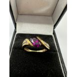 9ct gold diamond & amethyst ring weight 2.5g