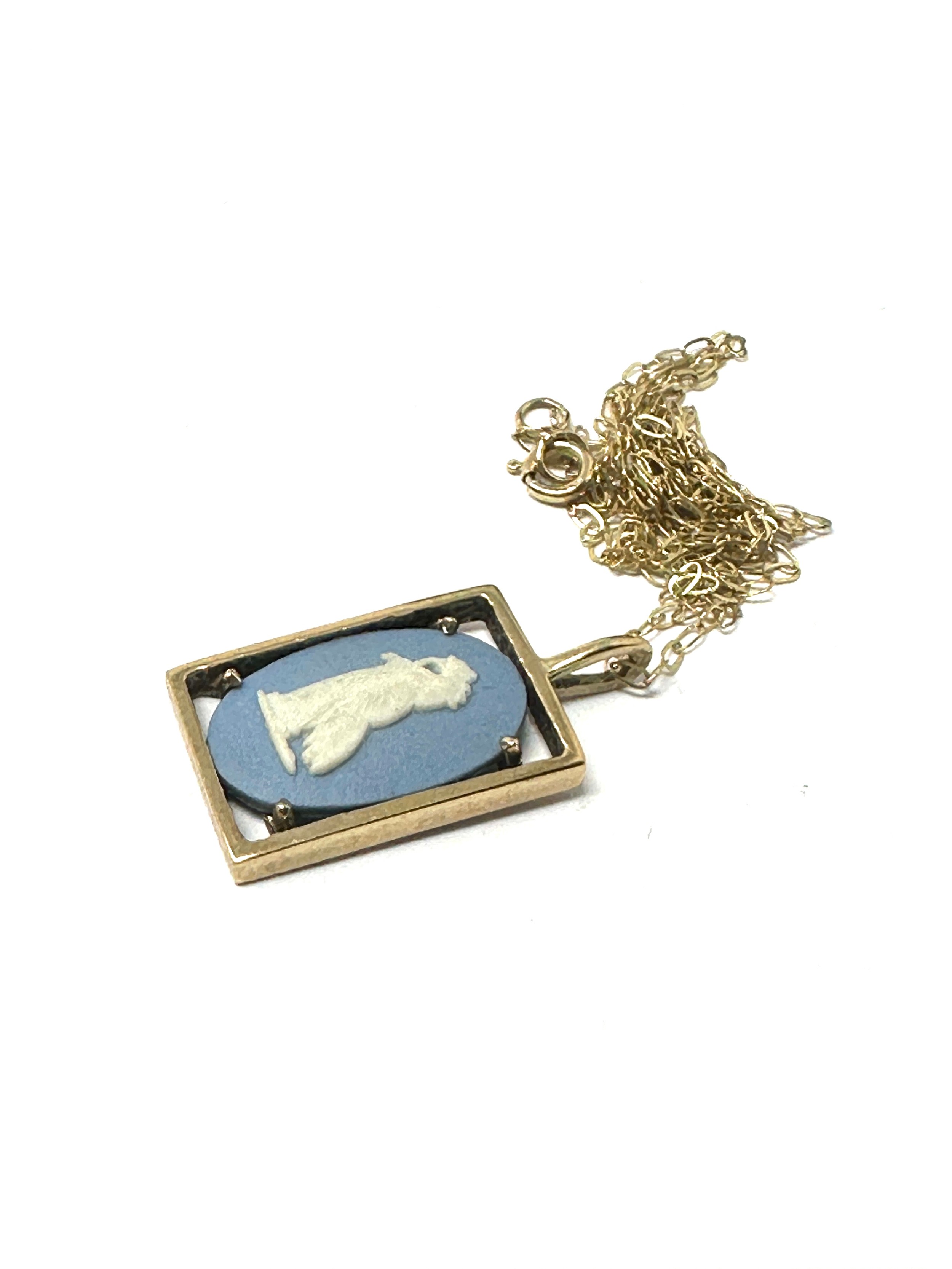 9ct Gold Jasperware Pendant Necklace By Wedgwood (2.1g) - Image 2 of 3