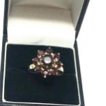 Vintage 9ct gold Garnet ring weight 4.2g